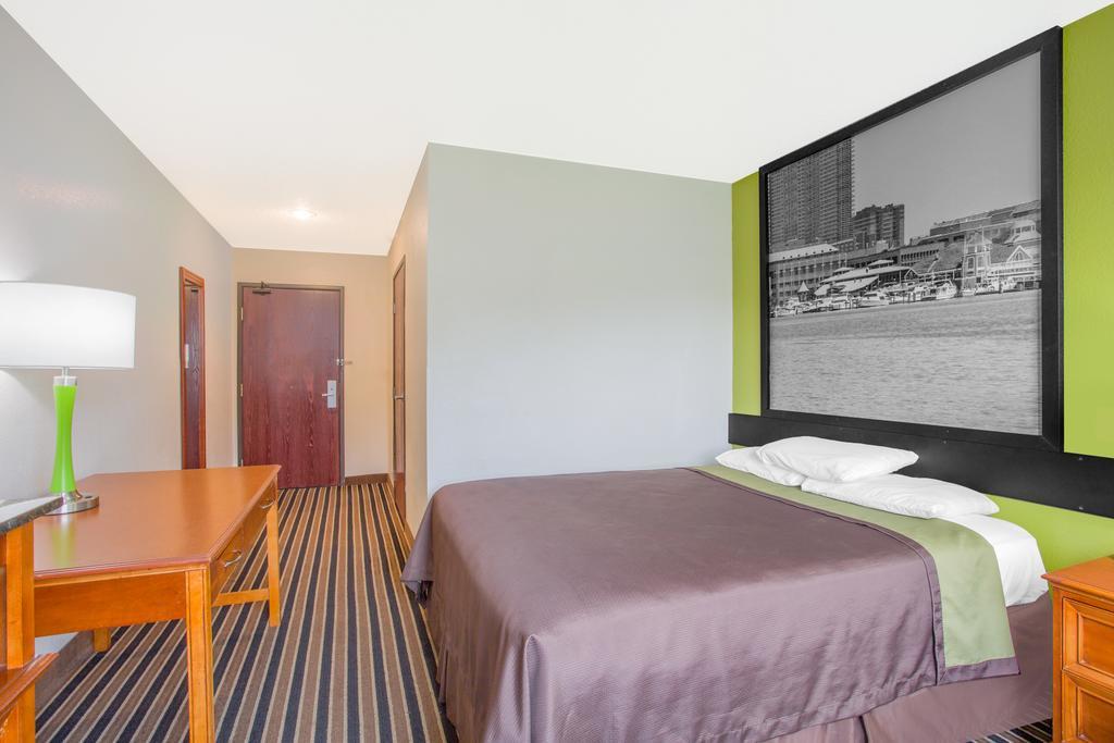 Motel Super 8 By Wyndham South Boston Va Chambre photo